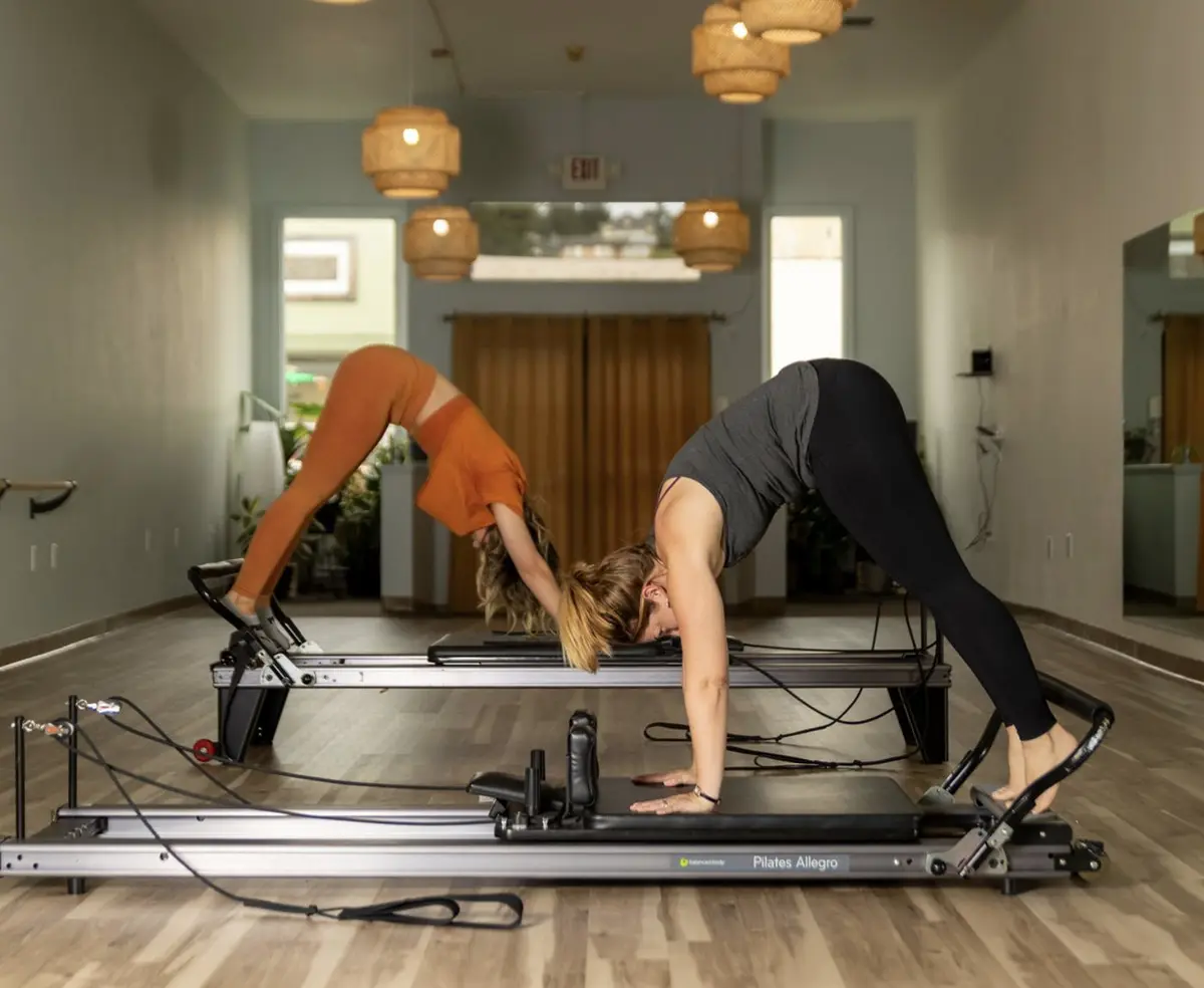 A small group working through a guided Pilates class at the HS Align Fortuna studio